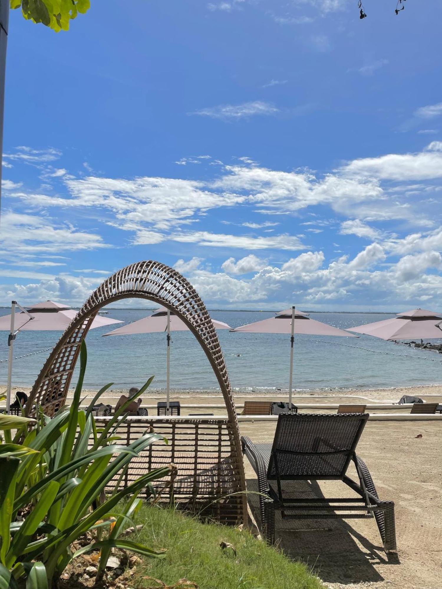 The Beach Suite At The Mactan Newtown Đảo Mactan Ngoại thất bức ảnh